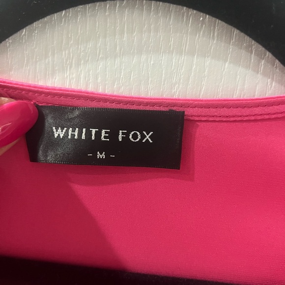 White Fox Hot Pink Long Sleeve Feathers Tie Up Top - Picture 5 of 6